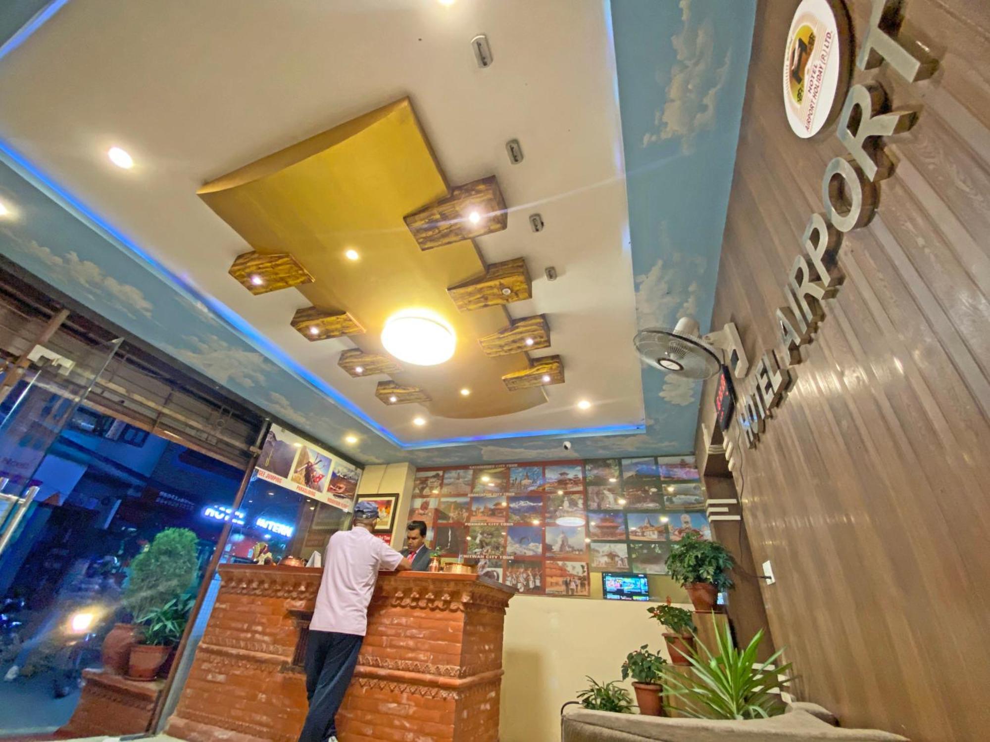 Hotel Airport Holiday Kathmandu Exterior foto