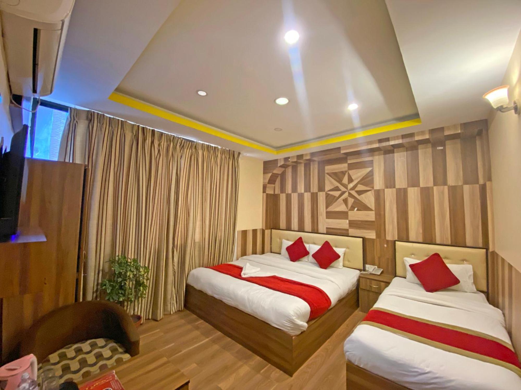 Hotel Airport Holiday Kathmandu Exterior foto