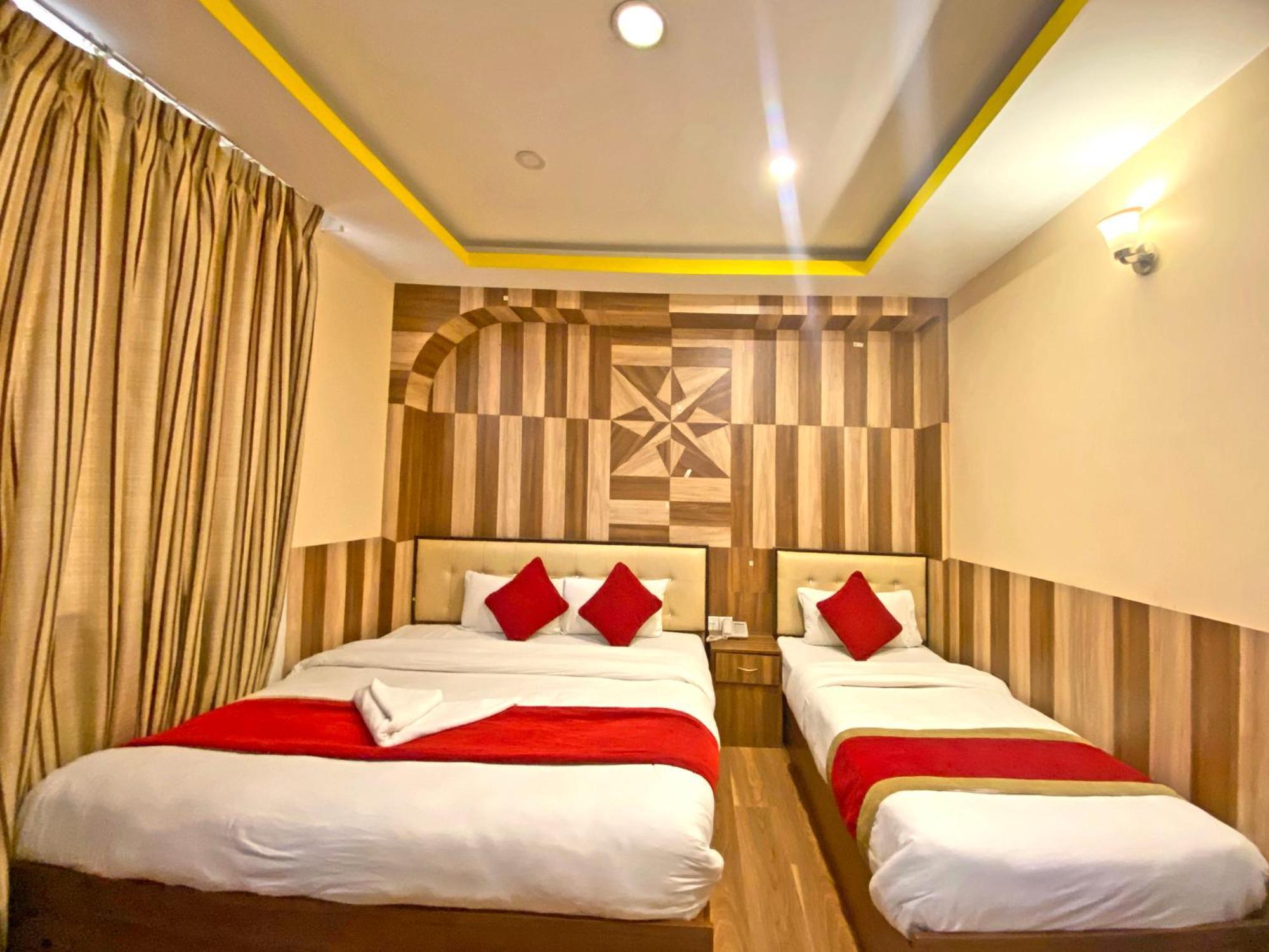 Hotel Airport Holiday Kathmandu Exterior foto